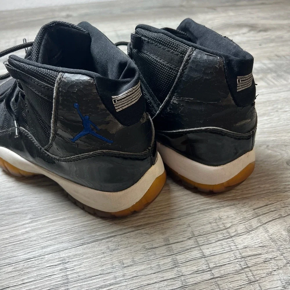 Jordan 11 Retro Space Jam Mens 11 Black Blue 2000 OG Vintage Sneakers 136046-041